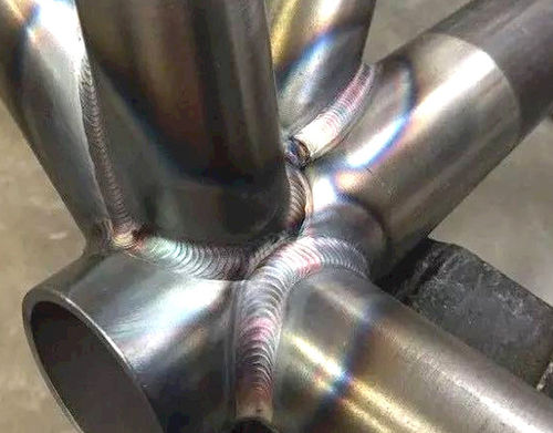 Lasoplossingen voor precisieplaatbewerking