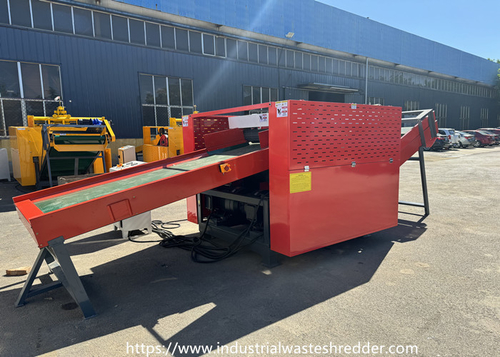 Het laatste nieuws van het bedrijf over 2400F met 8 stukjes roterende messen voor Thailand RDF klant, afval wasmachine volgende voor brandstof, plastic films shredding machine