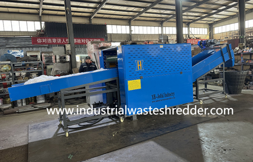 Het laatste nieuws van het bedrijf over Gepersonaliseerd zwaar werk 12F voor Taiwan oude klant,PET monofillament vezels snijmachine,PP PE garens crusher machine