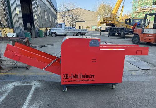 Het laatste nieuws van het bedrijf over 800C PP touwen voor snijmachine,PET films rollen shredder machine 7.5KW snijmotor