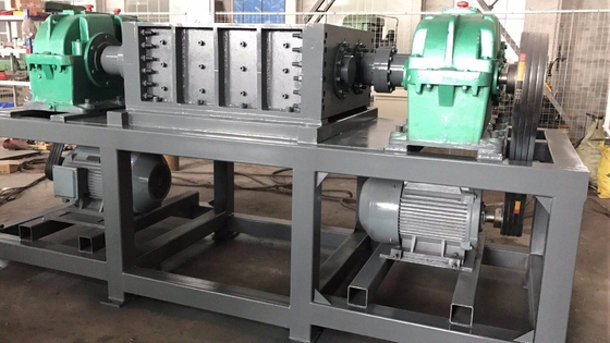 Goede prijs. De koe beent de Dierlijke Dubbele Schacht van de Ontvezelmachinemachine met Aangepaste Capaciteit uit online