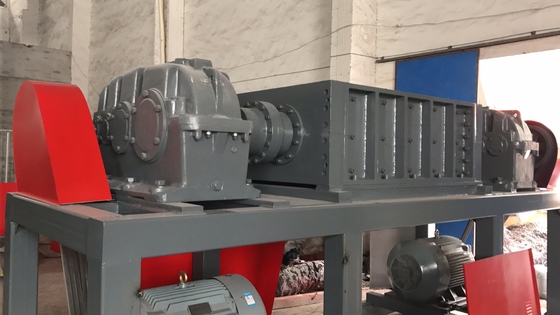 Goede prijs. HDPE van de de Maalmachinemachine van het Filmafval Plastic de Hoge Precisie Stabiele Prestaties online