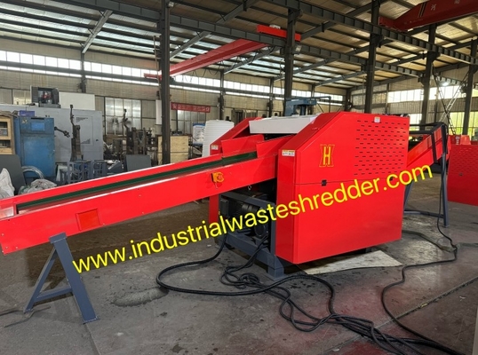 Goede prijs. 1600F Plastic PE Film Cutting Machine CE High Efficiency Shredder Machine voor elektromagnetische film online