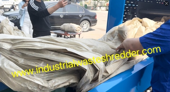 Plastic Agricultural Film Shredder VFD Motor Blower Discharge System,HDPE OPP filmgrootteverminderingsapparatuur Capaciteit Meer dan 500 kg per uur, PP aluminiumfoliebreker