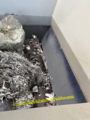 Paper Mill Aluminium Film Scrap Shredder Machine High Efficiency Shredder Voor Aluminium Film Afval In Paper Mill Heavy Duty Capaciteit 1000kg Per Uur